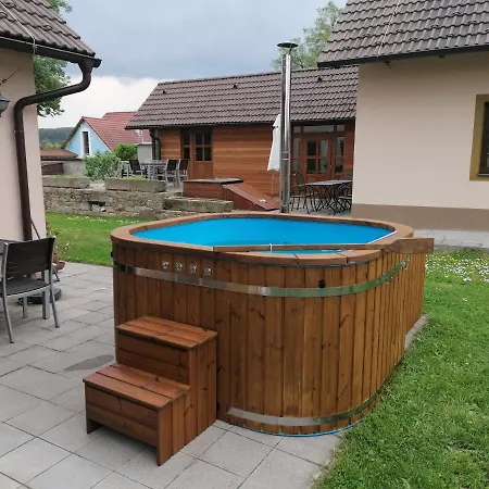 U Kostela, Sedlo 12os Cimer