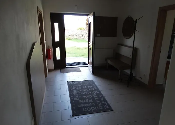 U Kostela, Sedlo 12os Tatil Evi