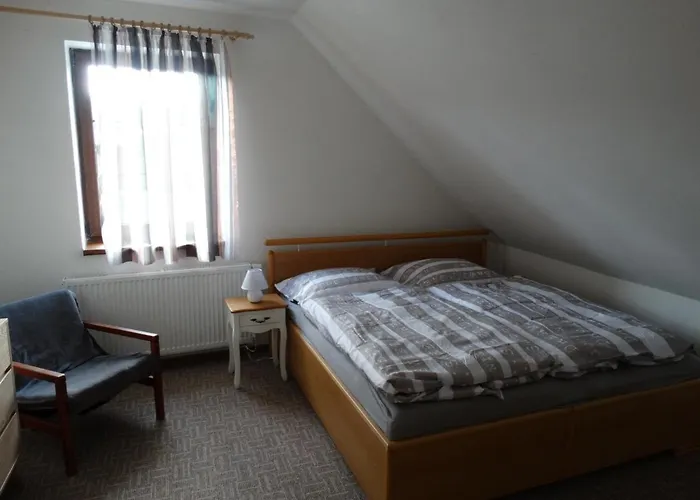 Tatil Evi U Kostela, Sedlo 12os